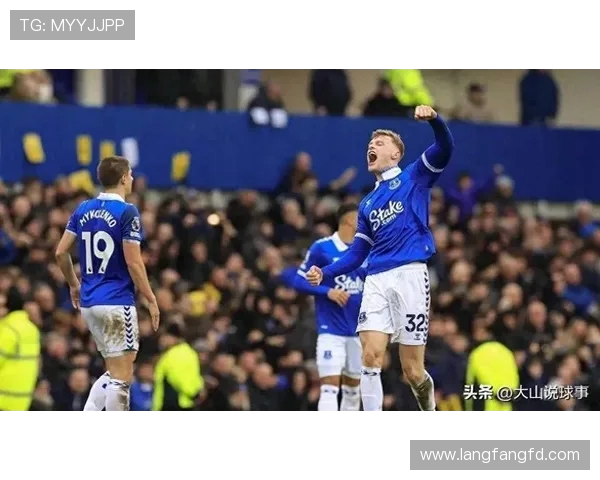 英超最惨球队回顾：降级、破产与重组历程