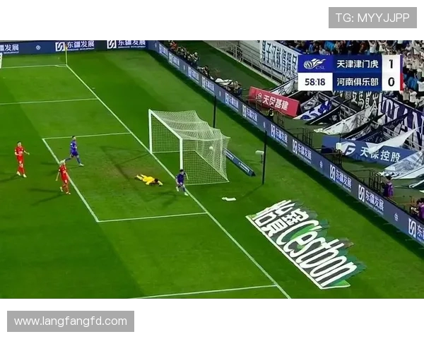 足球比赛中的进攻套路与反击策略