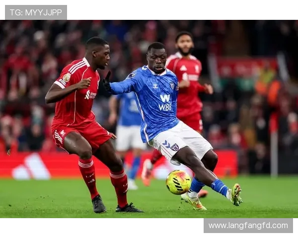 2014至15赛季英超桑德兰对阵赫尔城精彩对决激战实录回顾 2014至15赛季英超桑德兰对阵赫尔城精彩对决激战实录回顾