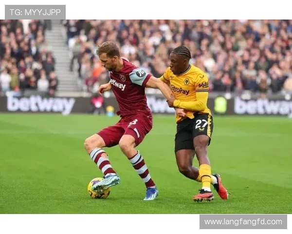 英超垫底球队：赛季倒数球队的困境与保级战术