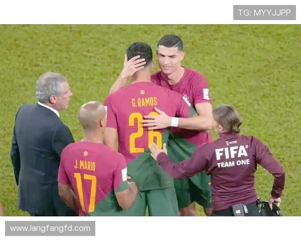 C罗世界杯告别之战进最后一球 书写传奇瞬间 C罗世界杯告别之战进最后一球 书写传奇瞬间