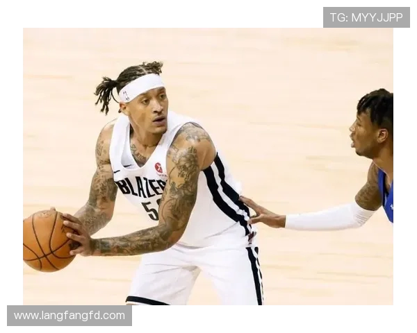 2008年NBA选秀大会德里克罗斯成状元迈克比斯利榜眼